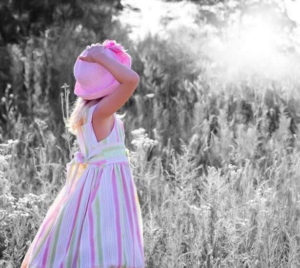 What is going on in the trend of dress for the girls?