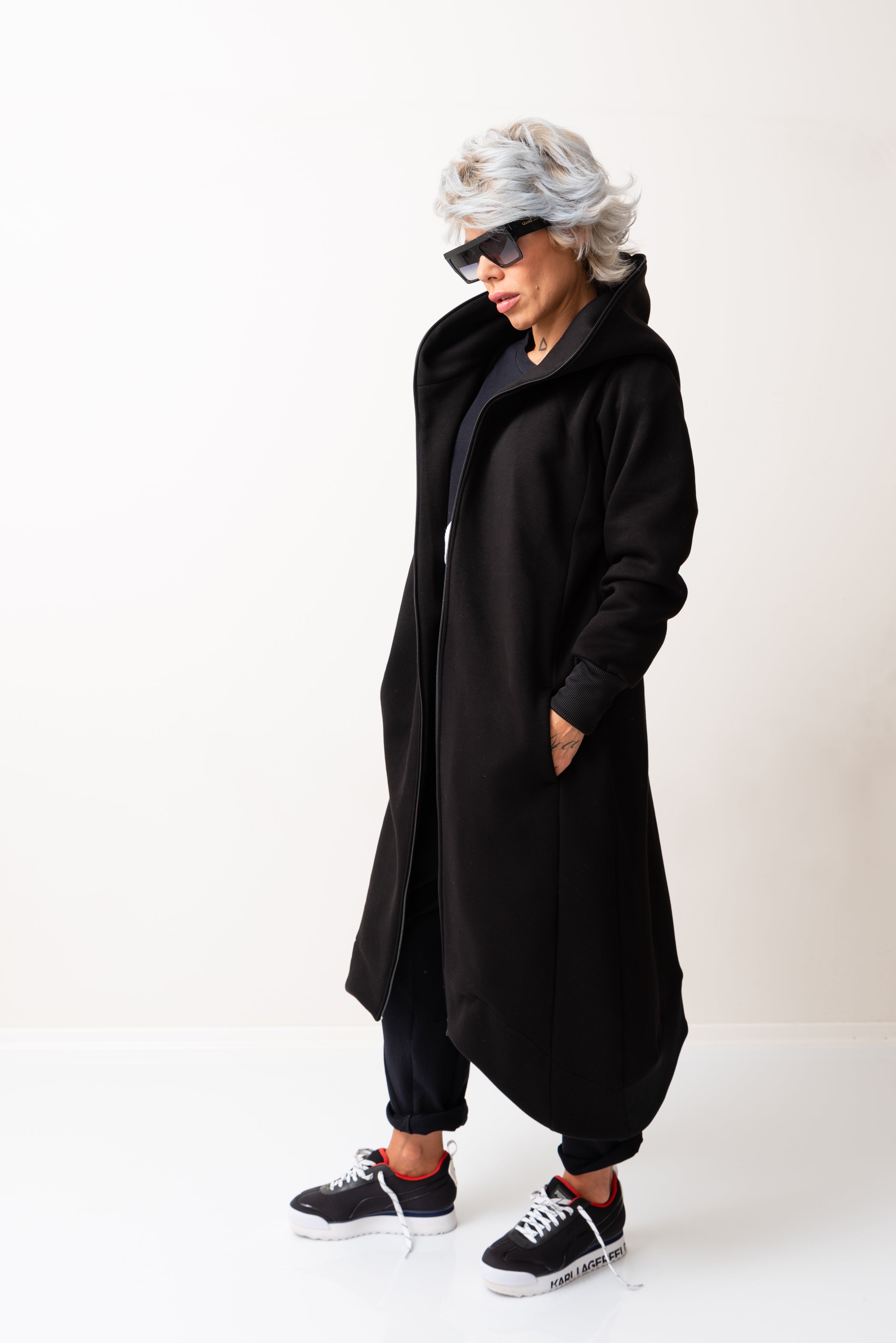 Black Warm Oversized Quilted Hoodie Sweatshirt  with Long Sleeves and Front Zipper - Clothes By Locker Room