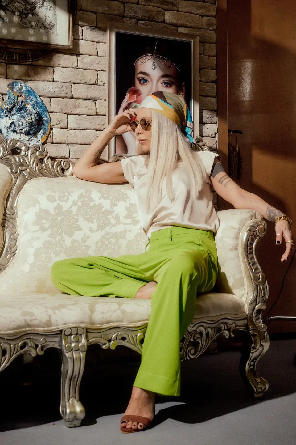 How the Colors You Wear Can Impact Your Mood and Behavior