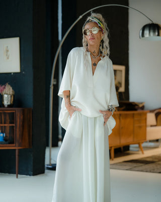 Women’s Pants You are searching for stylish and comfortable pants that look stunning? Check out the variety of fashionable range of women’s pants in Locker room. Locker room is a fashionable store that offers high quality clothing that is suitable for wom