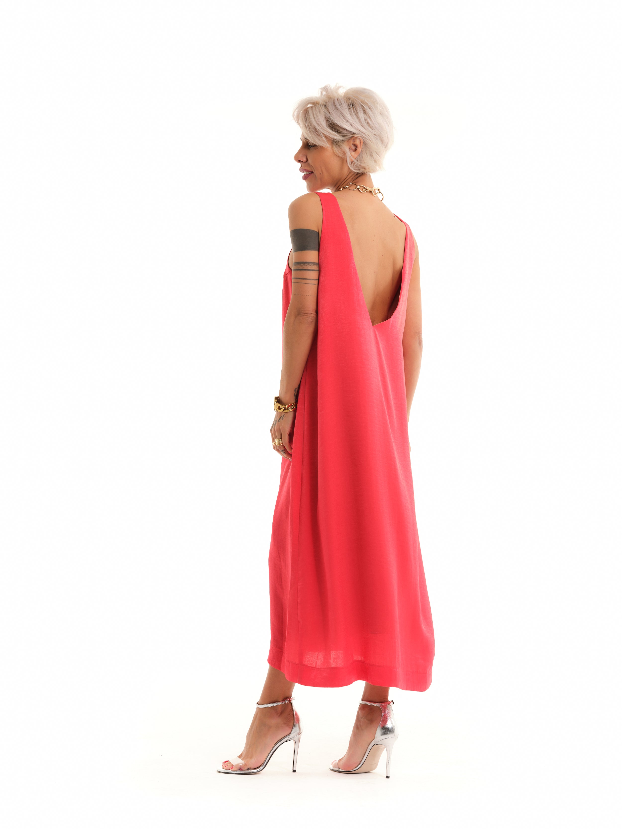 coral red dress outfit Summer nights in Rhodes Greece @grecoteldamadama wearing a dreamy red dress from @roseandnancy Outfit details: Talia red sparkle maxi dress @roseandnancy @wingfieldpublicrelations Malibu Monti-B sandals @blowfishmalibu Gold necklace and earrings