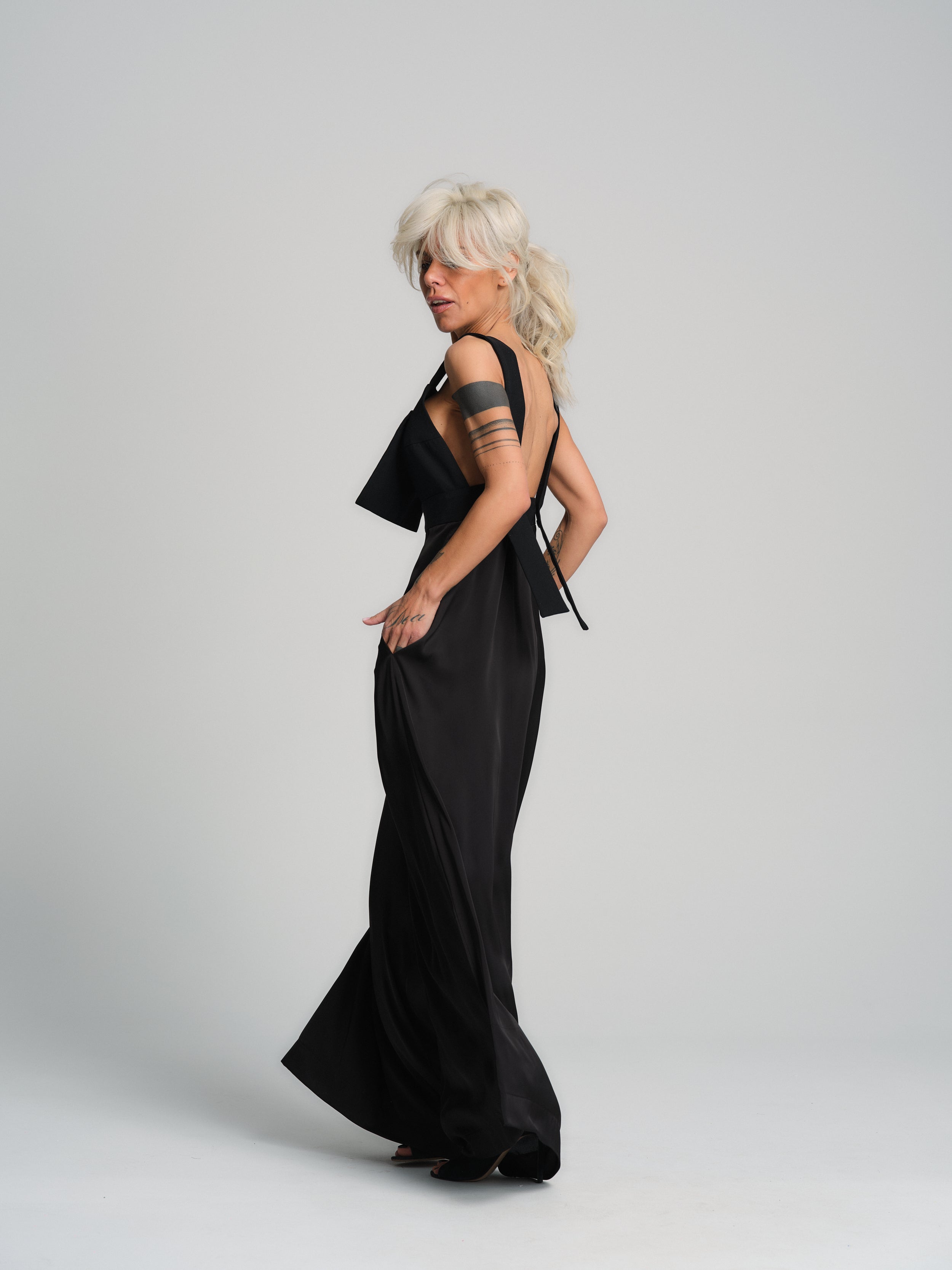 Glamorous Black Open-Back Jumpsuit