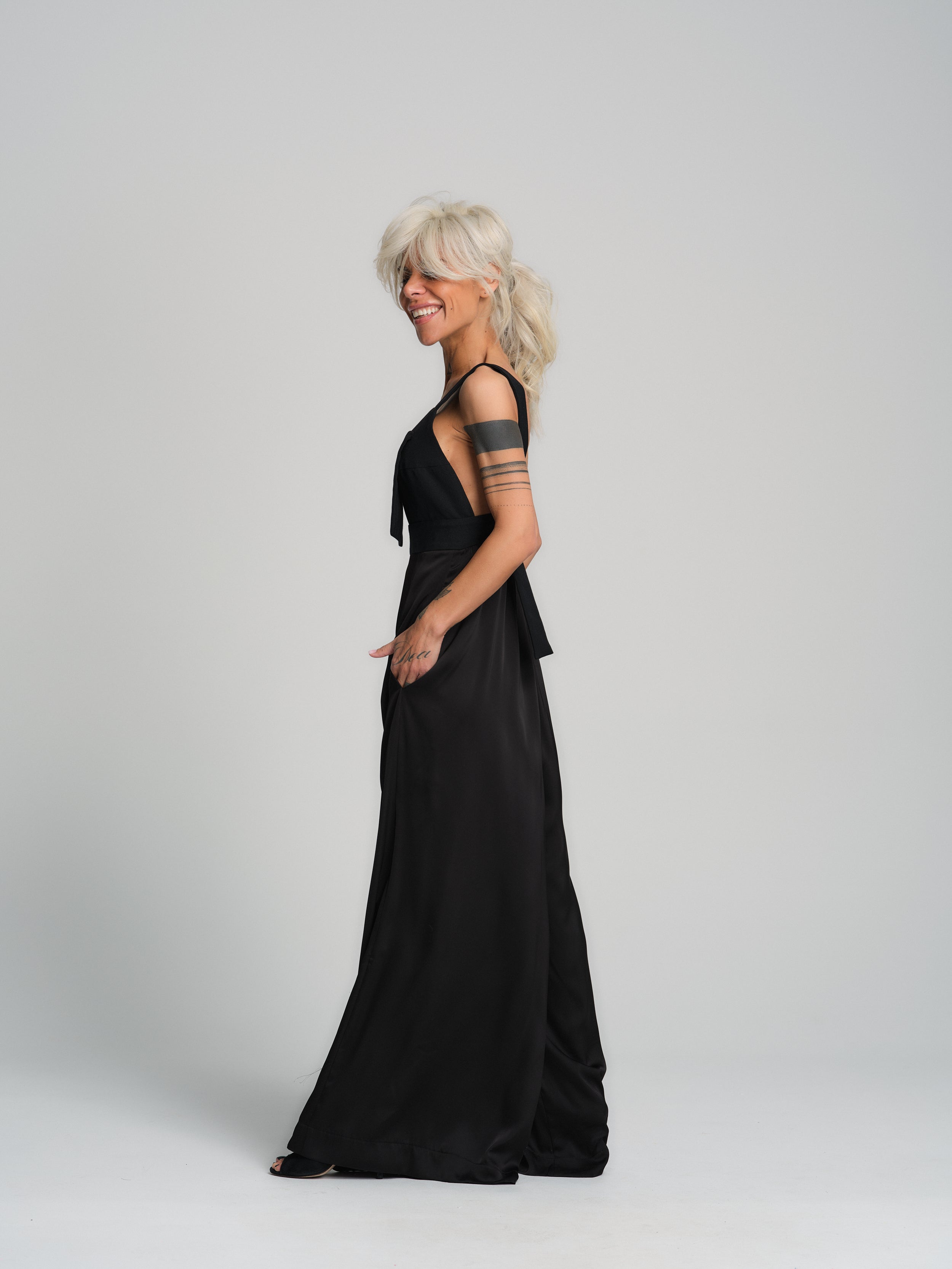 Glamorous Black Open-Back Jumpsuit