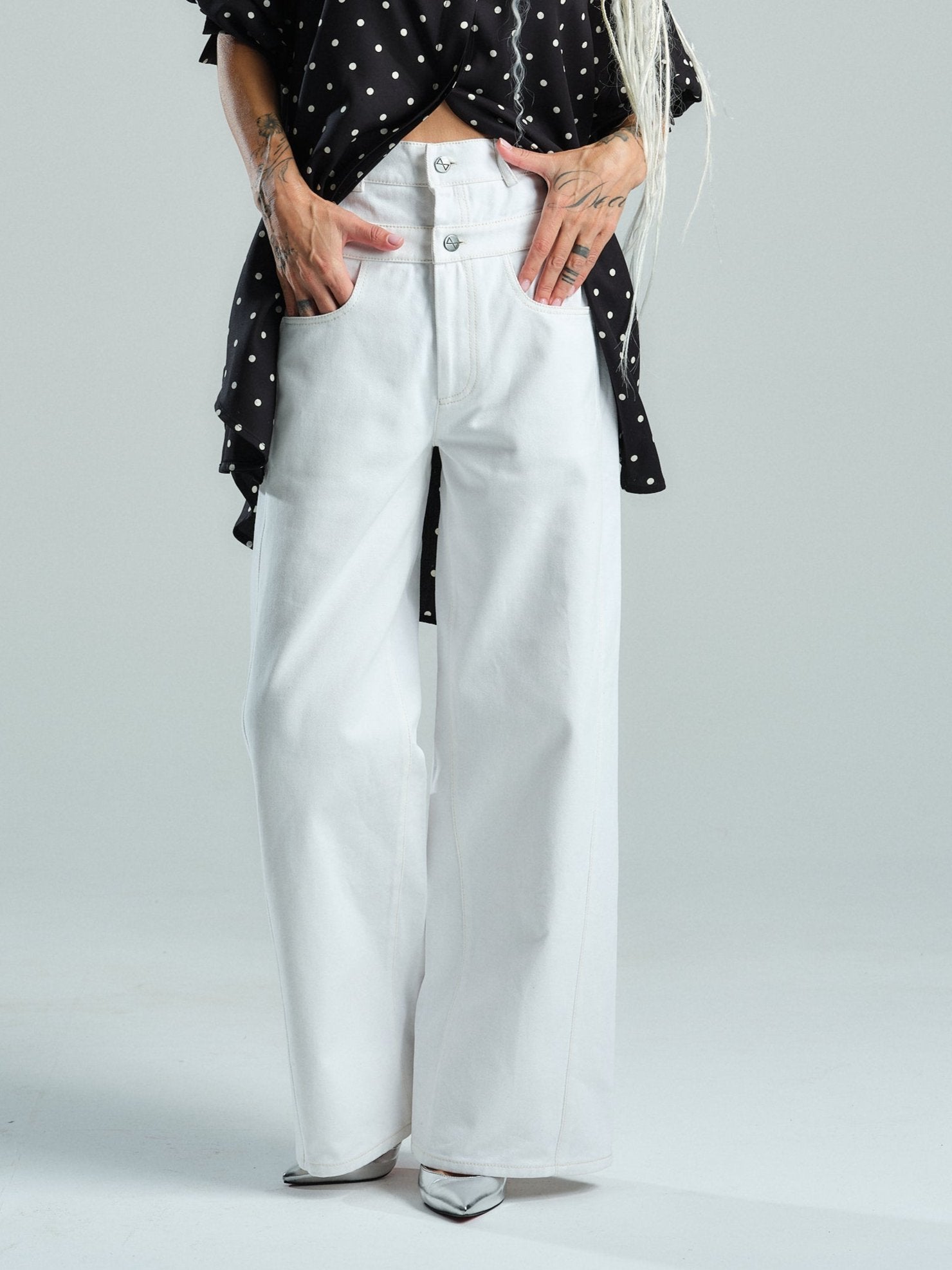 Double-Waistband Jeans in White