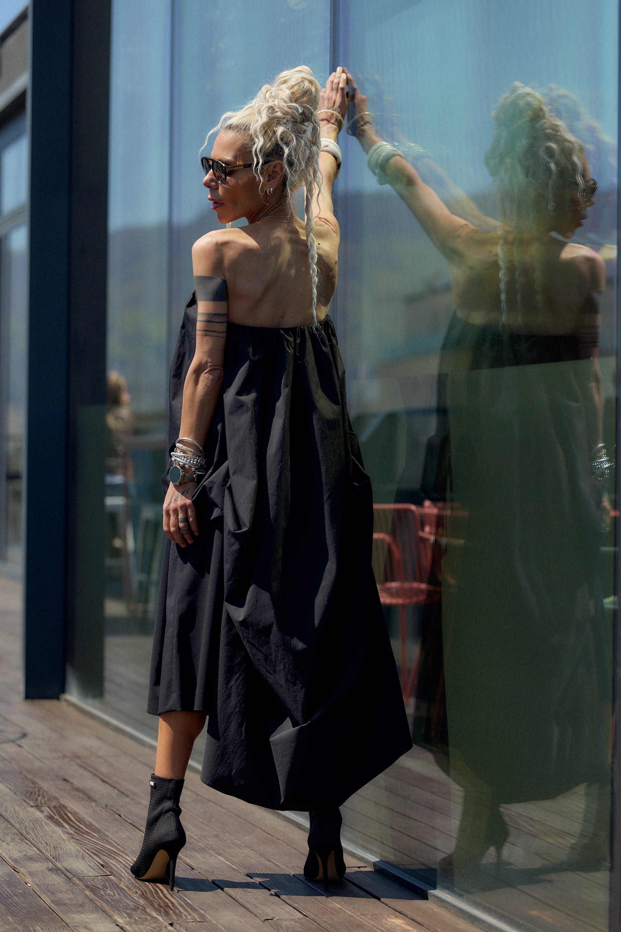 Black Oversized Strapless Tunic