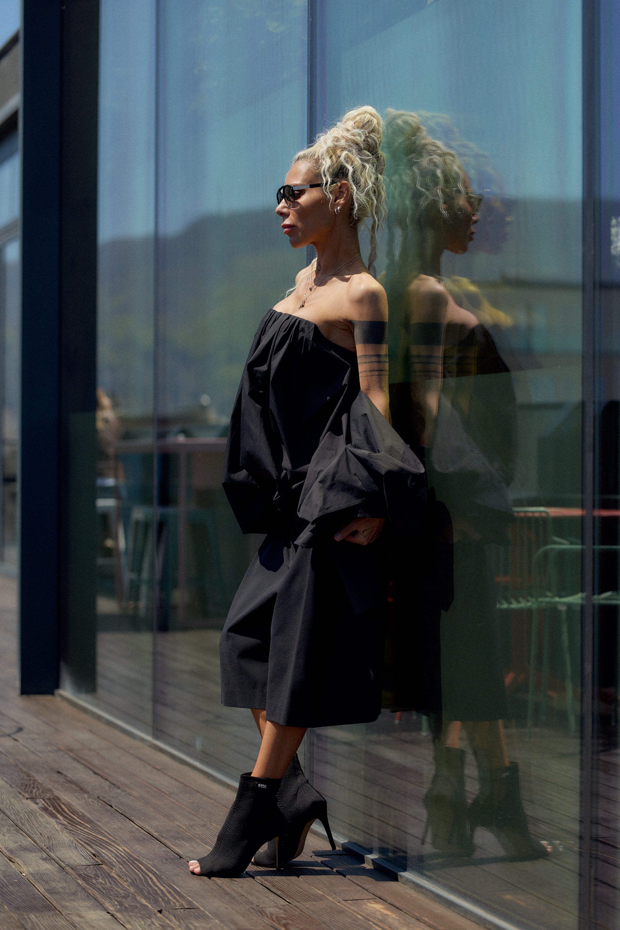 Black Oversized Strapless Tunic