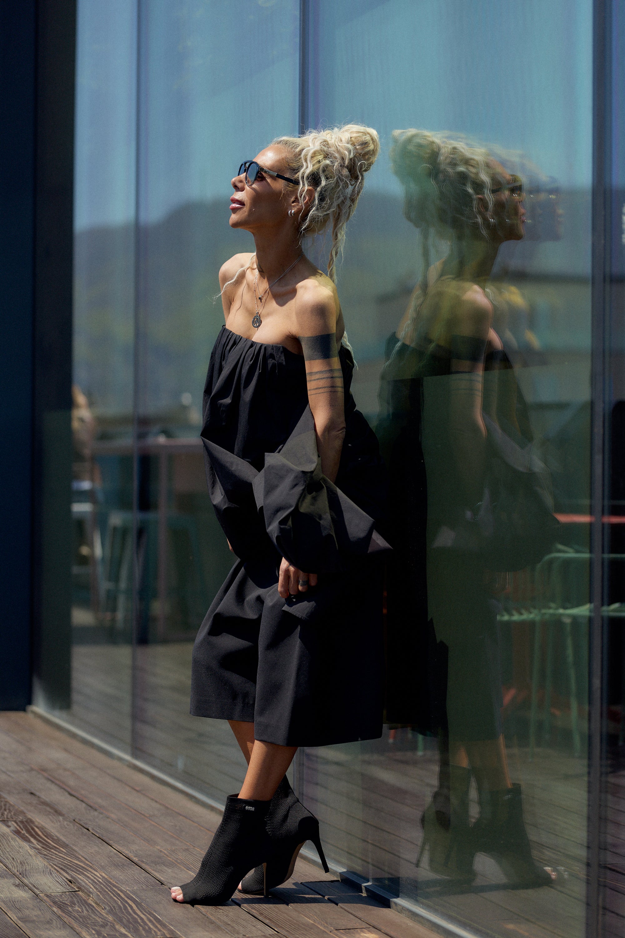 Black Oversized Strapless Tunic
