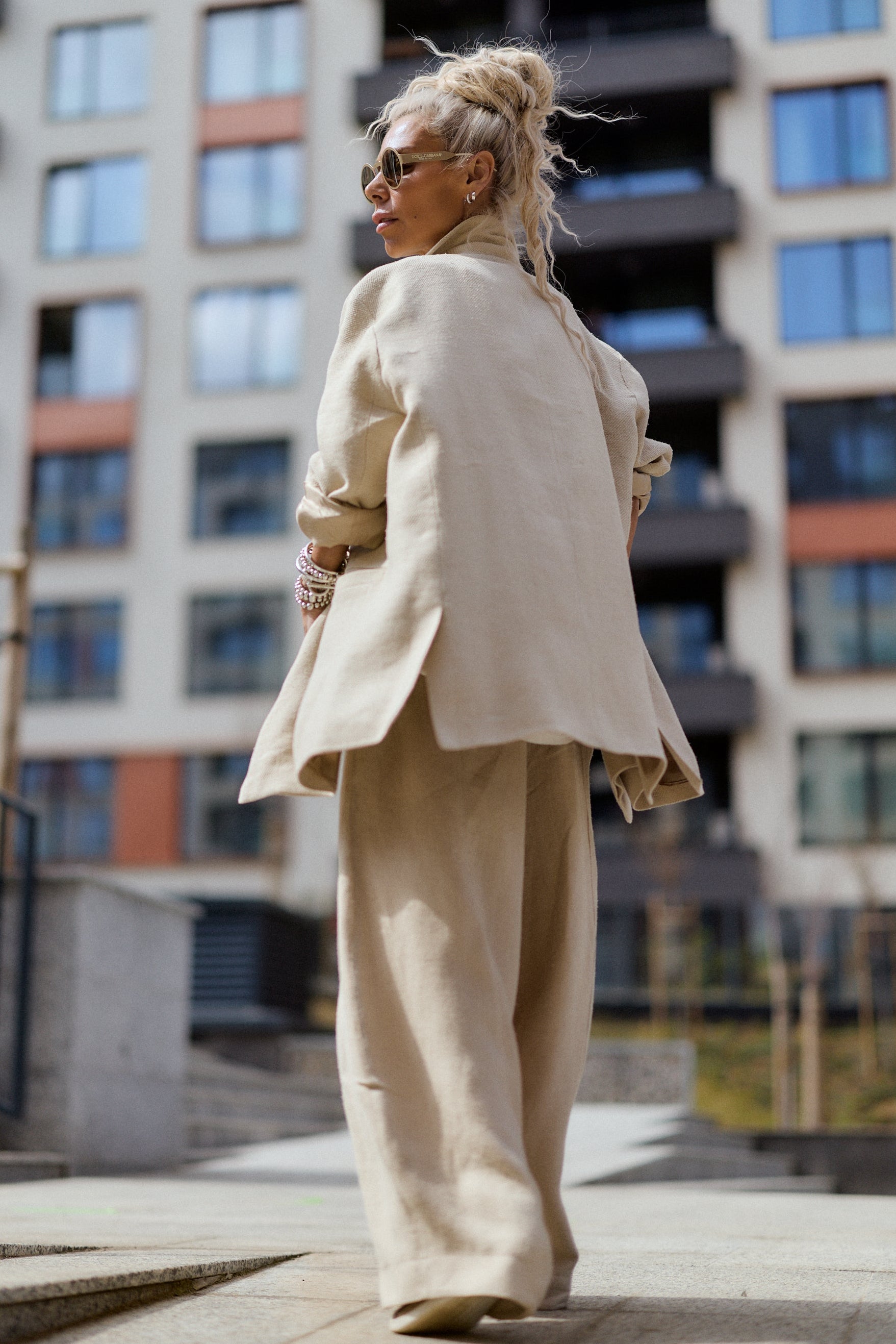 Relaxed Beige Wide-Leg Pants