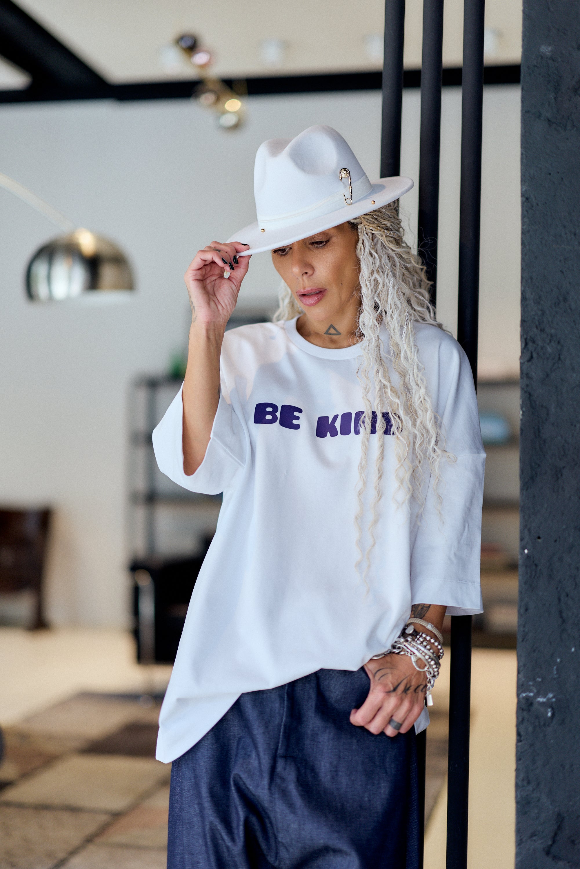 White Oversized Graphic T-Shirt – Be Kind