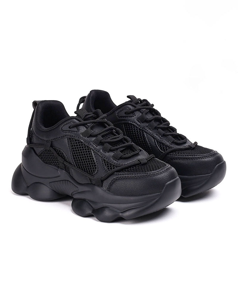 Black Sneakers Ember