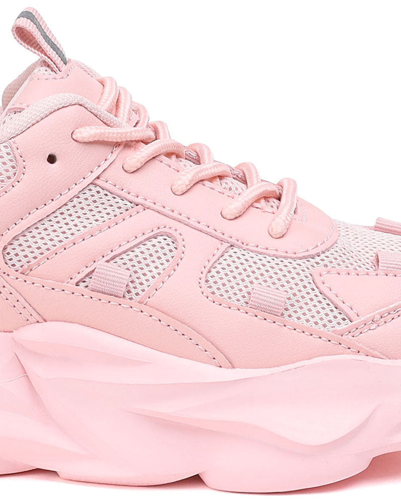 Pink Sneakers Mist