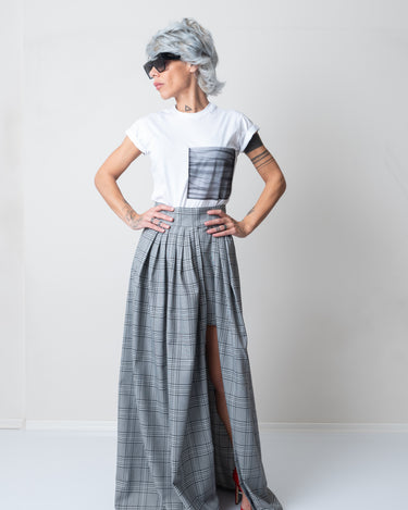 White T Shirt Blouse with Big Front Tulle Pocket and short sleeves - Clothes By Locker Room