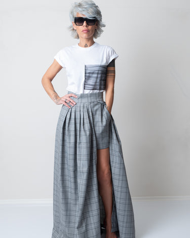 White T Shirt Blouse with Big Front Tulle Pocket and short sleeves - Clothes By Locker Room