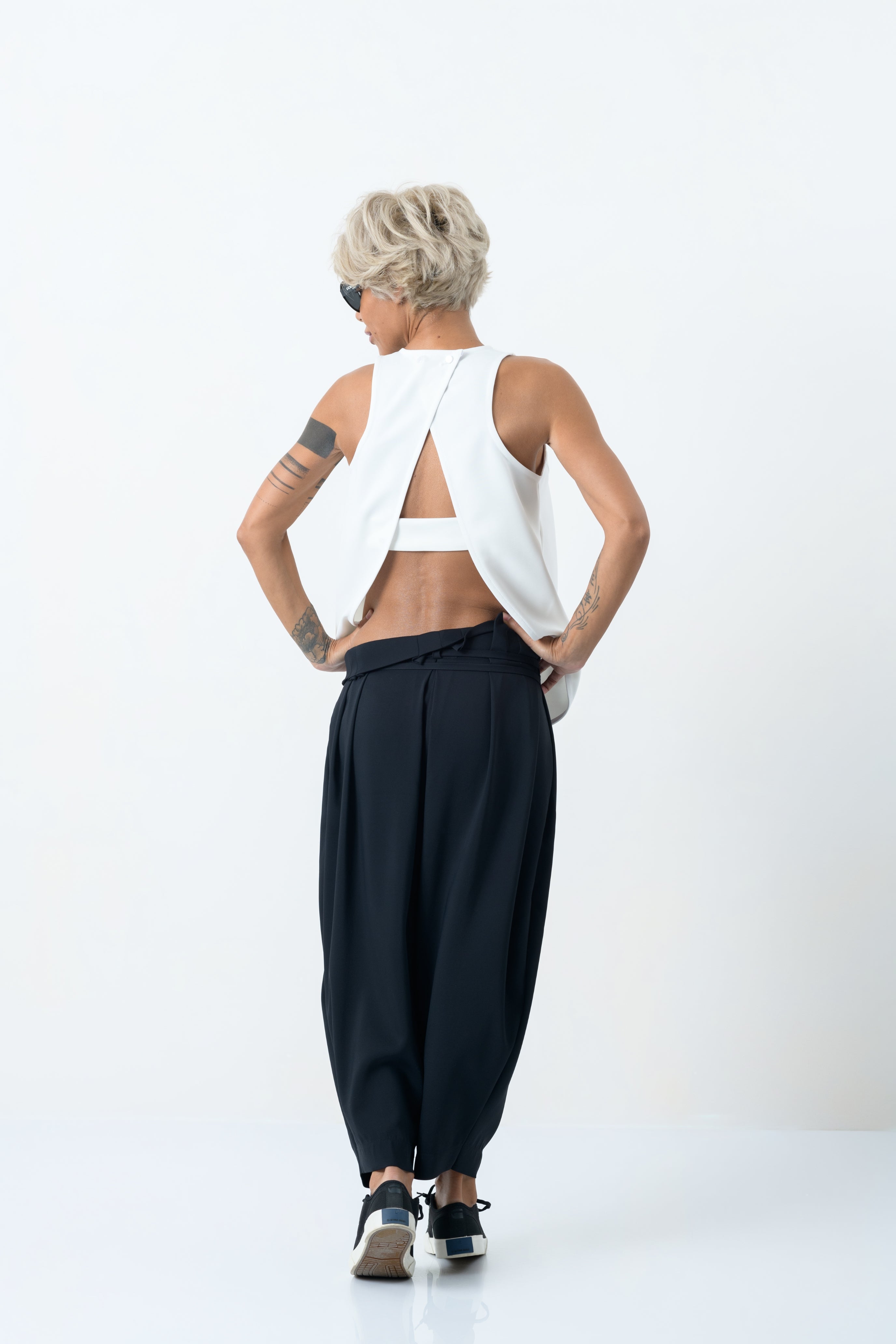 Sleeveless Open-Back Top – Clothes By Locker Room