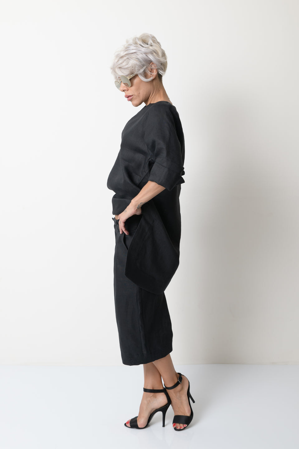 Black Linen Tunic Shirt - Clothes By Locker Room