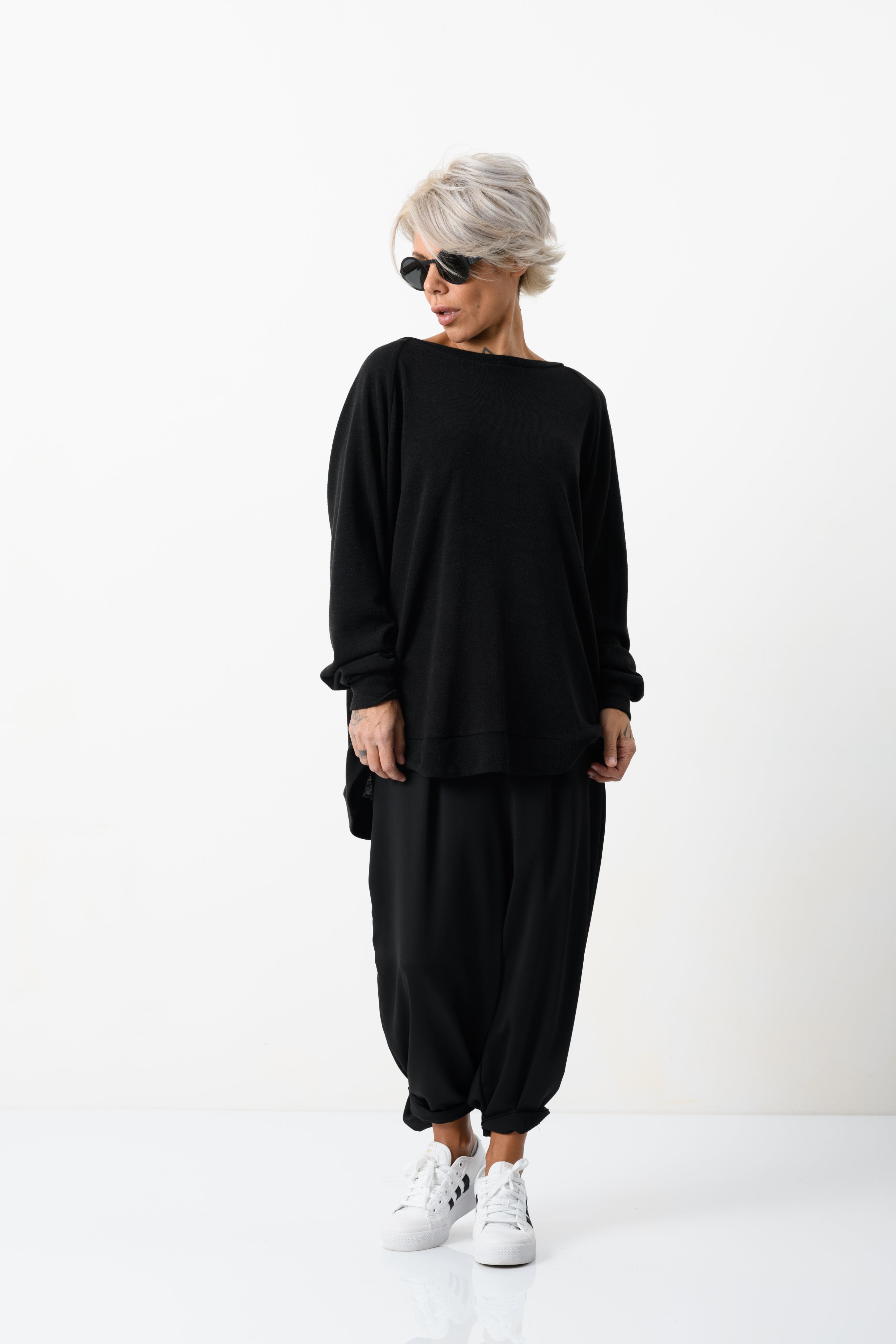 Oversized Knitted Open-Back Top in Black – Clothes By Locker Room